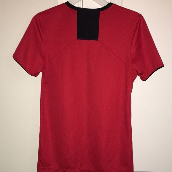 Womens under Armour ⚽️ Maryland terrapins fear the turtle soccer practice jersey - Picture 4 of 4